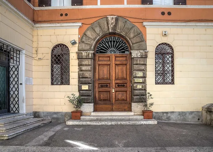 Ingrami And Πανσιόν