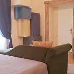 בית הארחה Ingrami And